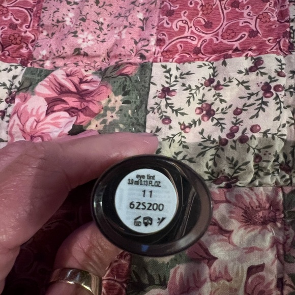 Giorgio Armani eye tiny … 11 - Picture 2 of 2